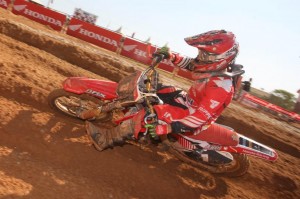 honda14br211_ca_14092014001_width_815