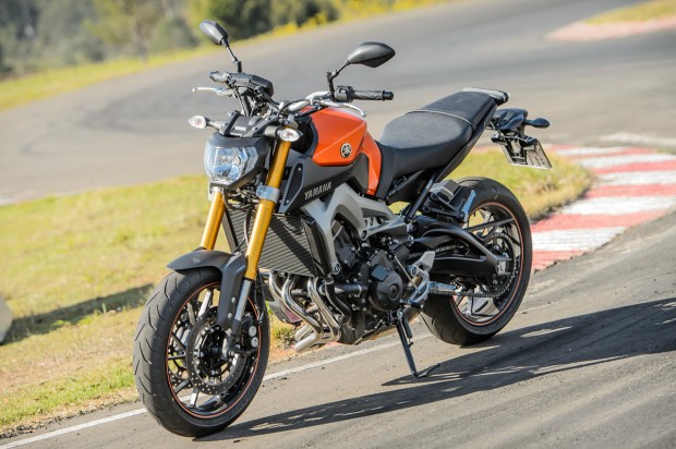 Yamaha-MT-09-Carplace-MOTO-7-620x412