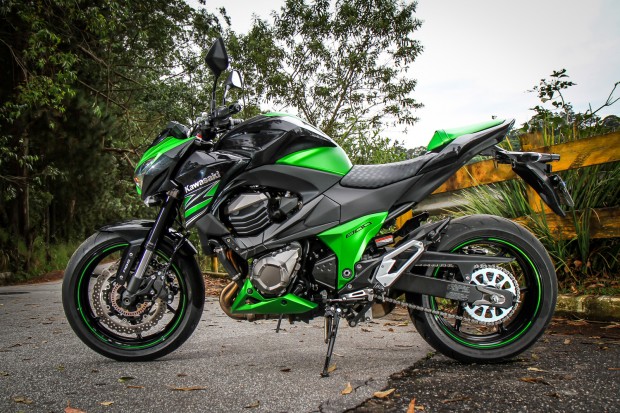 Z800-e-F800R-37-620x413