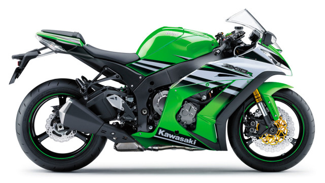 2015-Kawasaki-ZX10R-LimeGreen-30th-SE-002-640x360