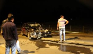 motociclista-morre-ao-ser-atingido-por-carro-em-ultrapassagem-300x175